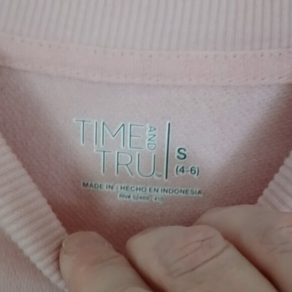 LOWER PRICE AND DISCOUNTED SHIPPING for this LADIES SMALL LIGHTWEIGHT SWEATSHIRT - Picture 5 of 6